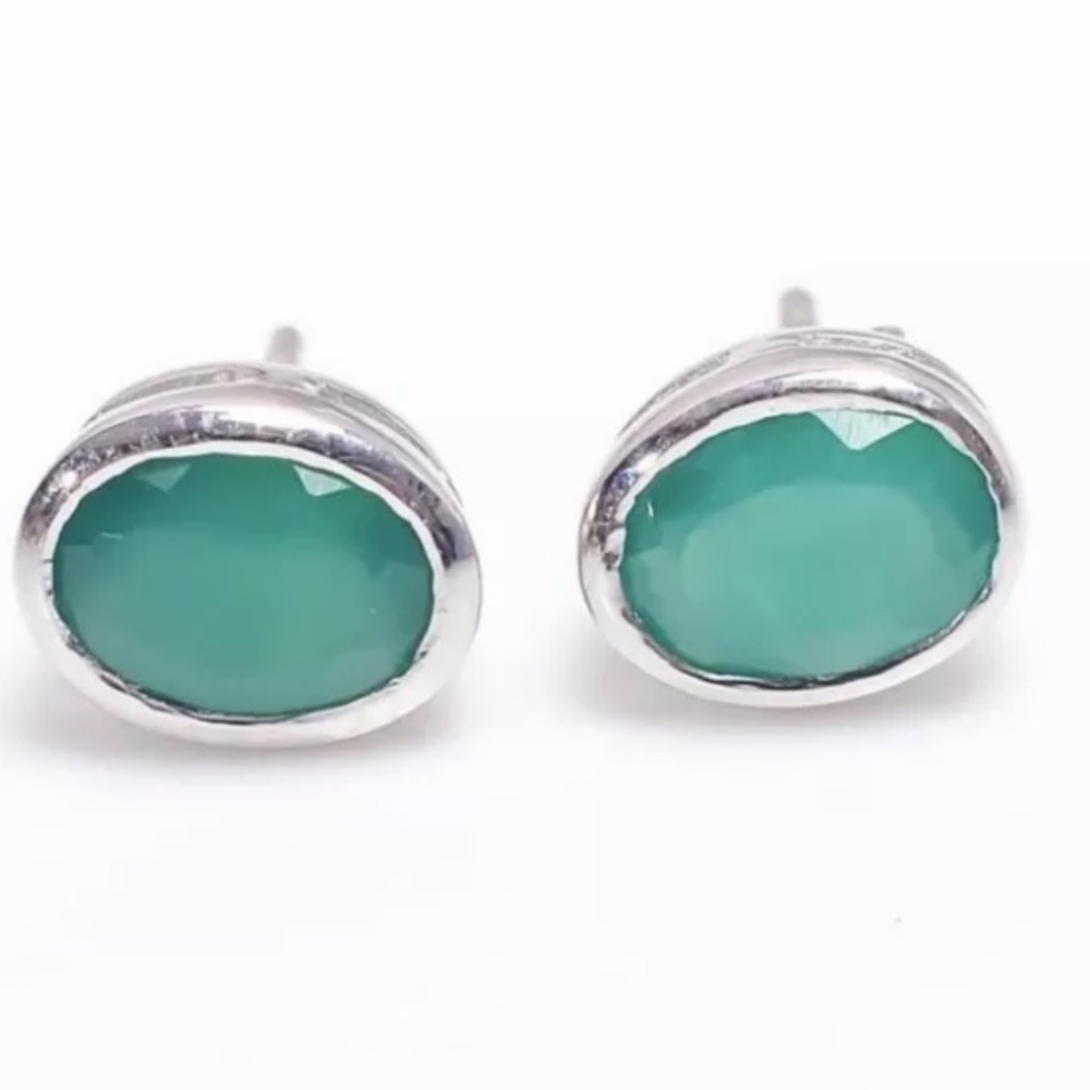 Silver Onyx (1.7ct) Rhodium Plated Earrings (~weight 1.6g)